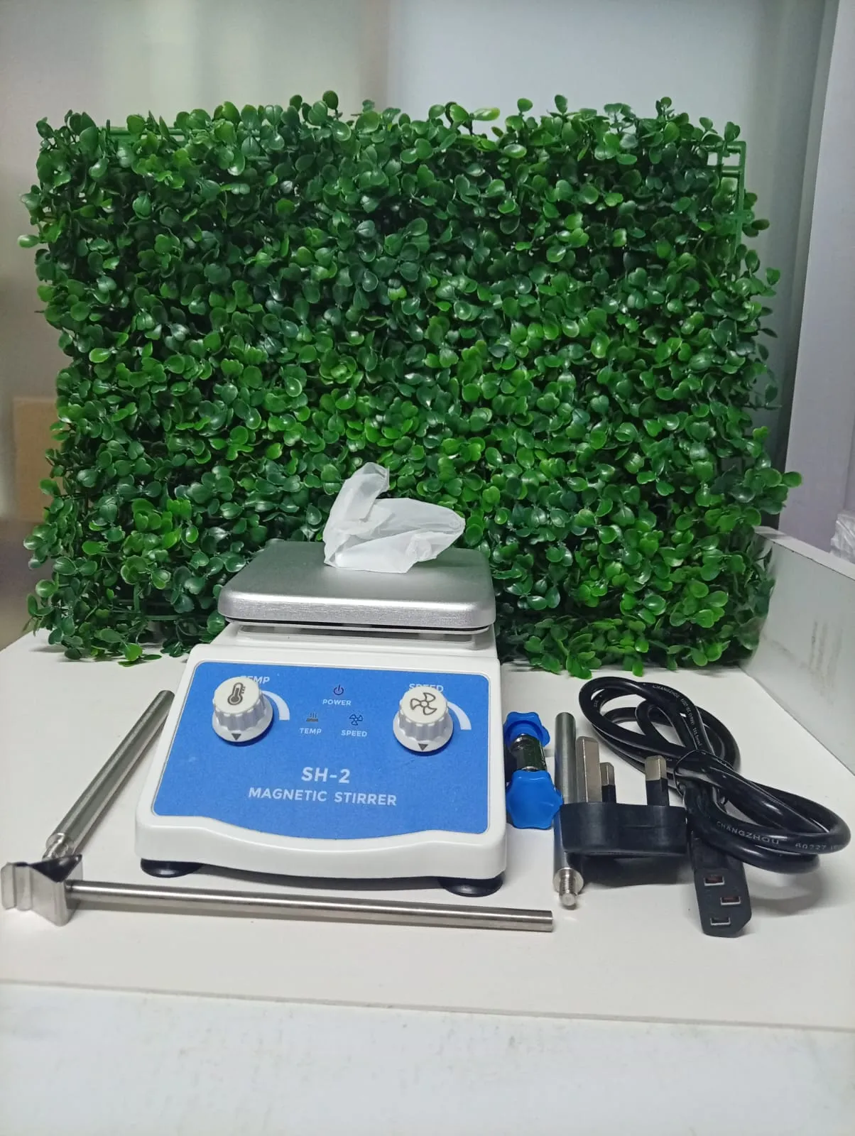 Magnetic Stirrer with Hot Plate